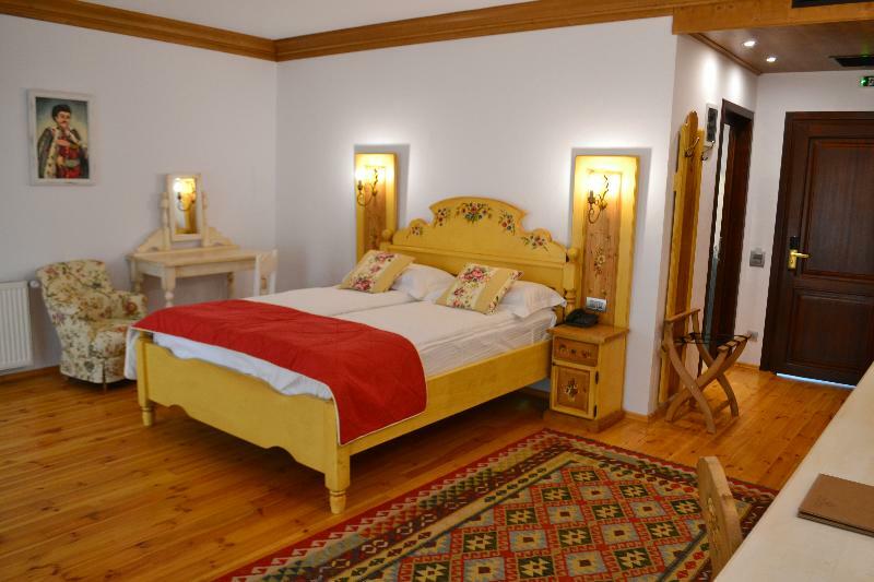 Casa Comana Boutique Hotel 4*
